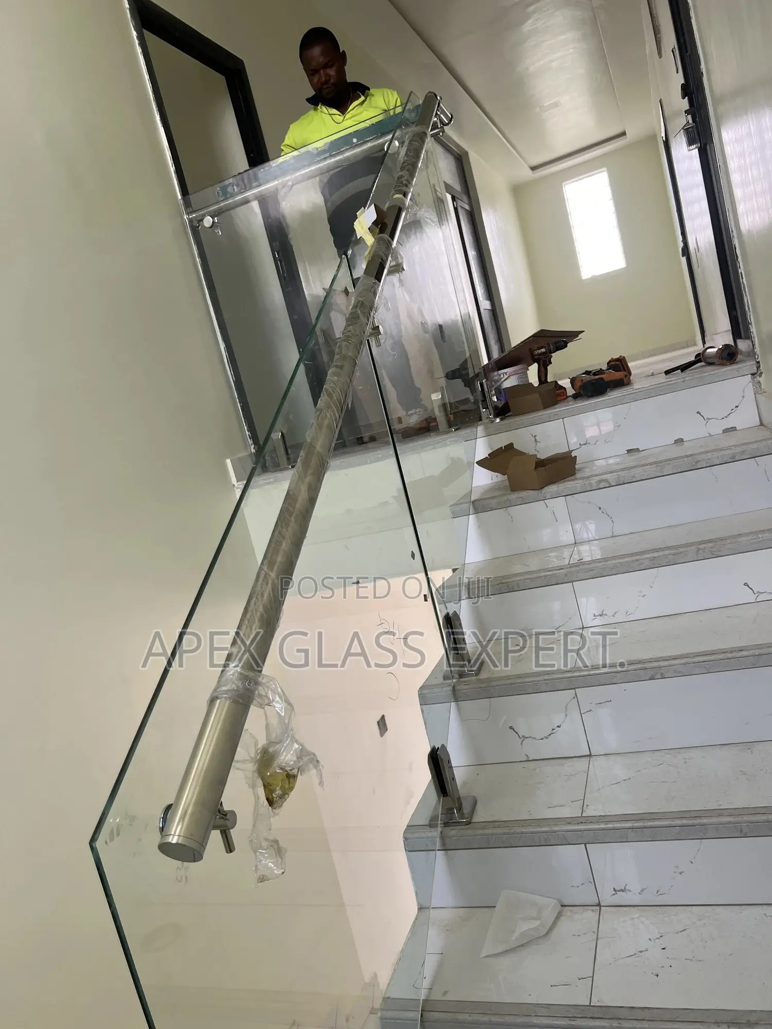 12mm Clear Tempered Glass Staircase Balustrade Spigot System