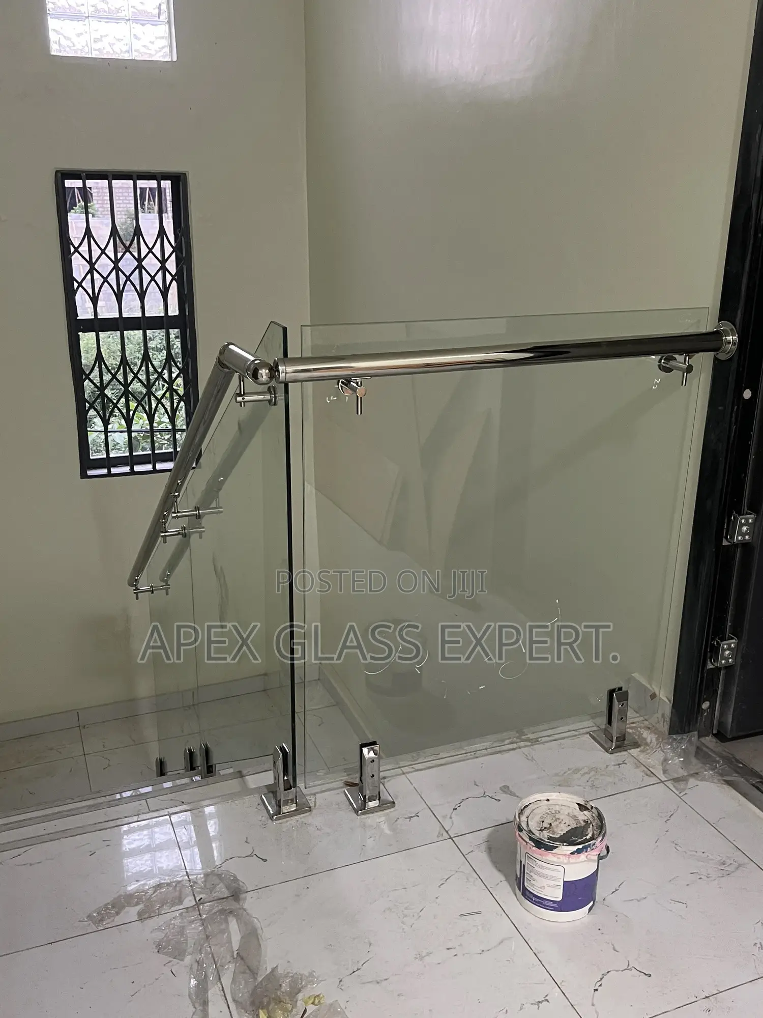 12mm Clear Tempered Glass Staircase Balustrade Spigot System