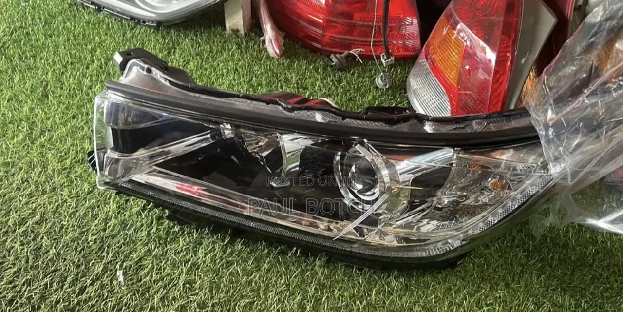 Toyota Highlander 2017-2019 Headlight
