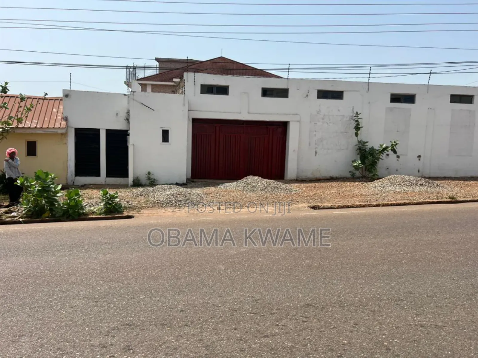 300 SQM Warehouse for Rent at Adjiringanor