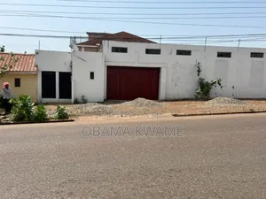 300 SQM Warehouse for Rent at Adjiringanor