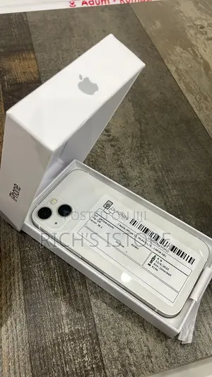 New Apple iPhone 13 128 GB White