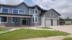 5bdrm House in Apaaso, Kumasi Metropolitan for sale