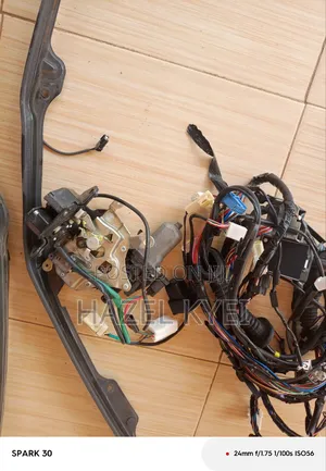 Mitsubishi Outlander Liftgate Parts