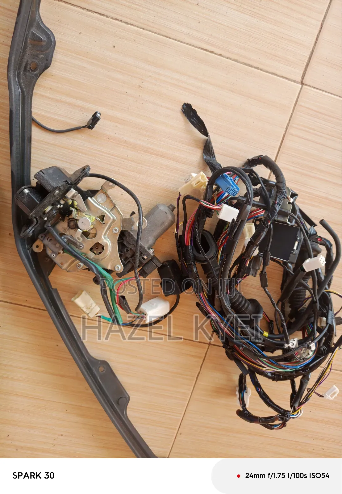 Mitsubishi Outlander Liftgate Parts