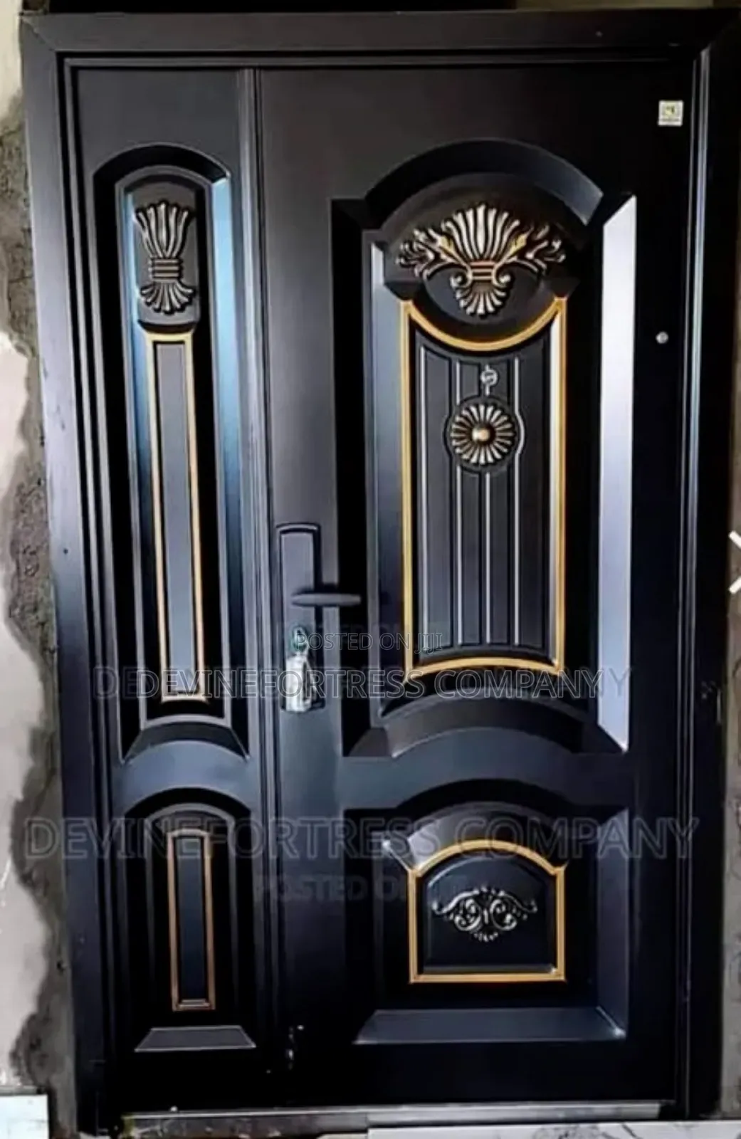 Black Crystal Anti Rust Door