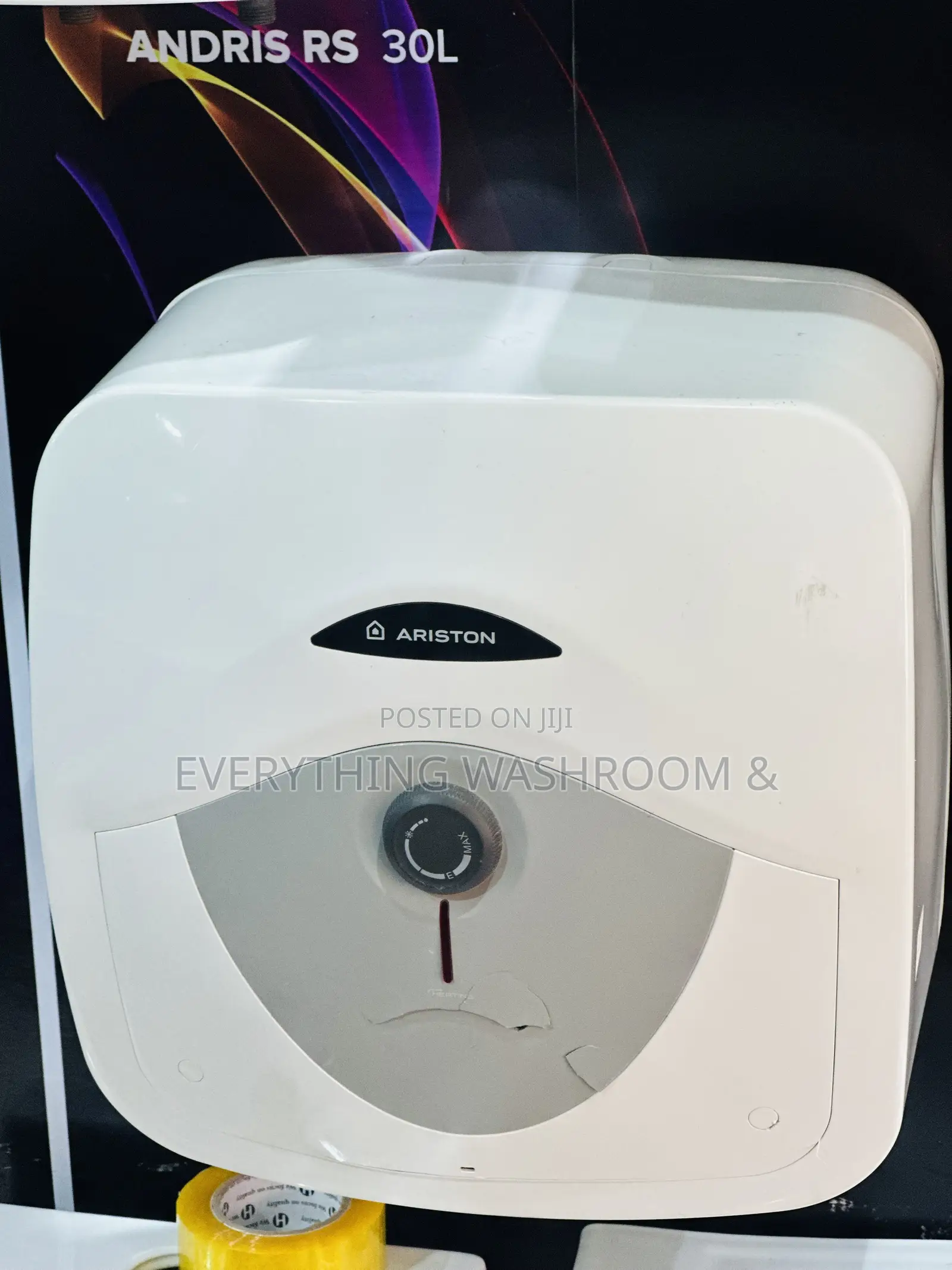 Water Heater 30 Litres Italy_ Ariston Water Heater 30 Litres