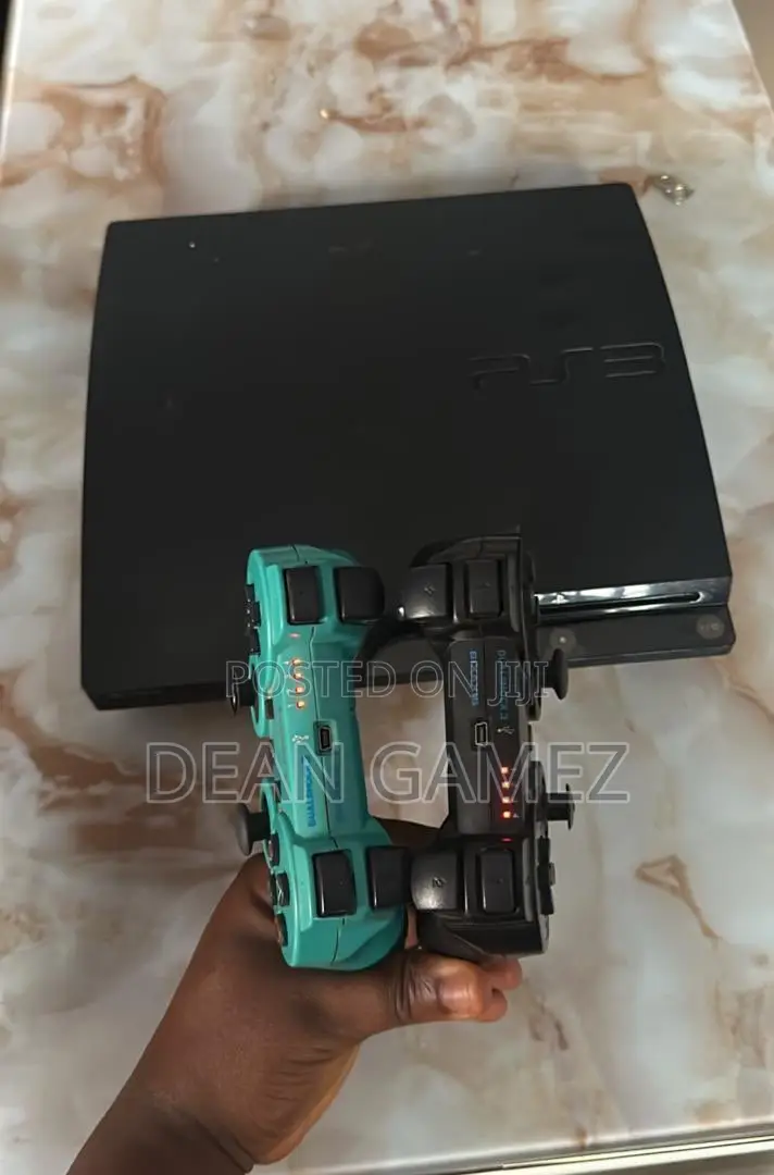 Ps3 Slim With 9 Games Plus Accessories
