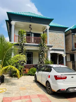 4bdrm House in Ablekuma, Olebu for sale