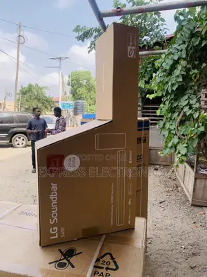 Newly Sealed in Box Lg-S40t Lg Sound Bar 2.1ch 300watt 2 Speakers