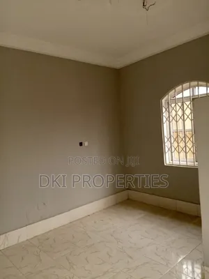 3bdrm Apartment in Dki Properties, Valley View Area for rent