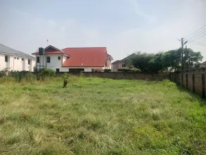 2 Plots for Sale at West Trassaco