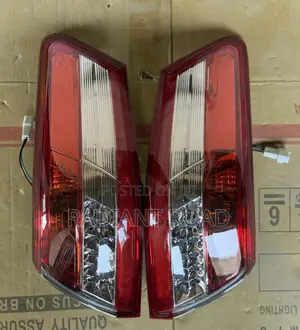 Toyota Camry 2010 - 2011 Taillights