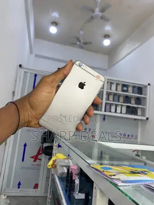 Apple iPhone 6s Plus 64 GB Gold
