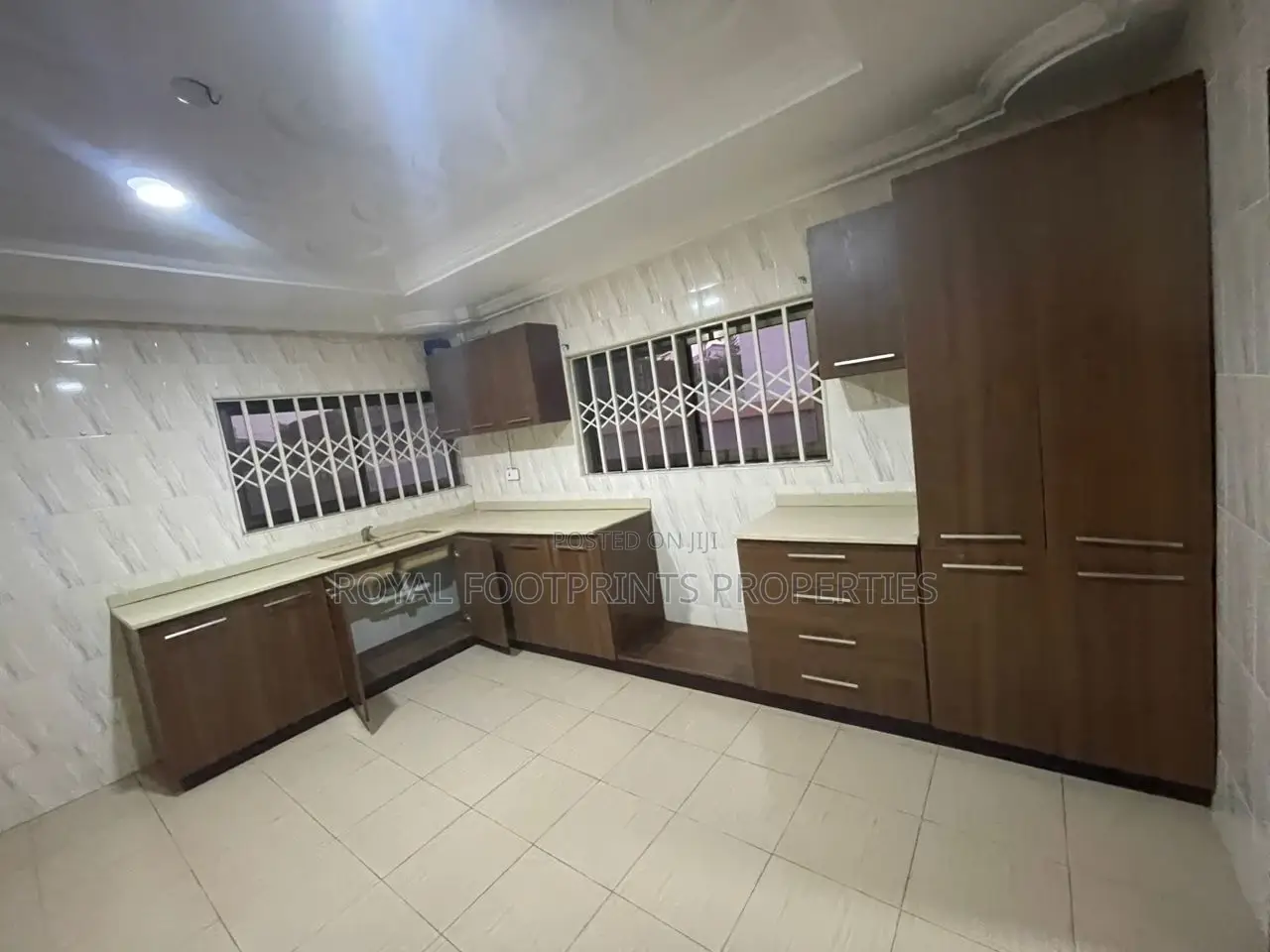 4bdrm House in Royals Footprints, Ashaley Botwe for rent