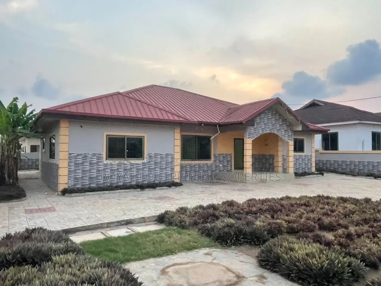 4bdrm House in Royals Footprints, Ashaley Botwe for rent