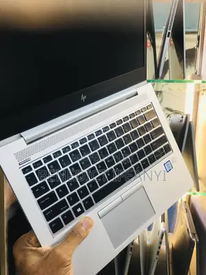 Laptop HP EliteBook 830 G5 8GB Intel Core I5 SSD 256GB