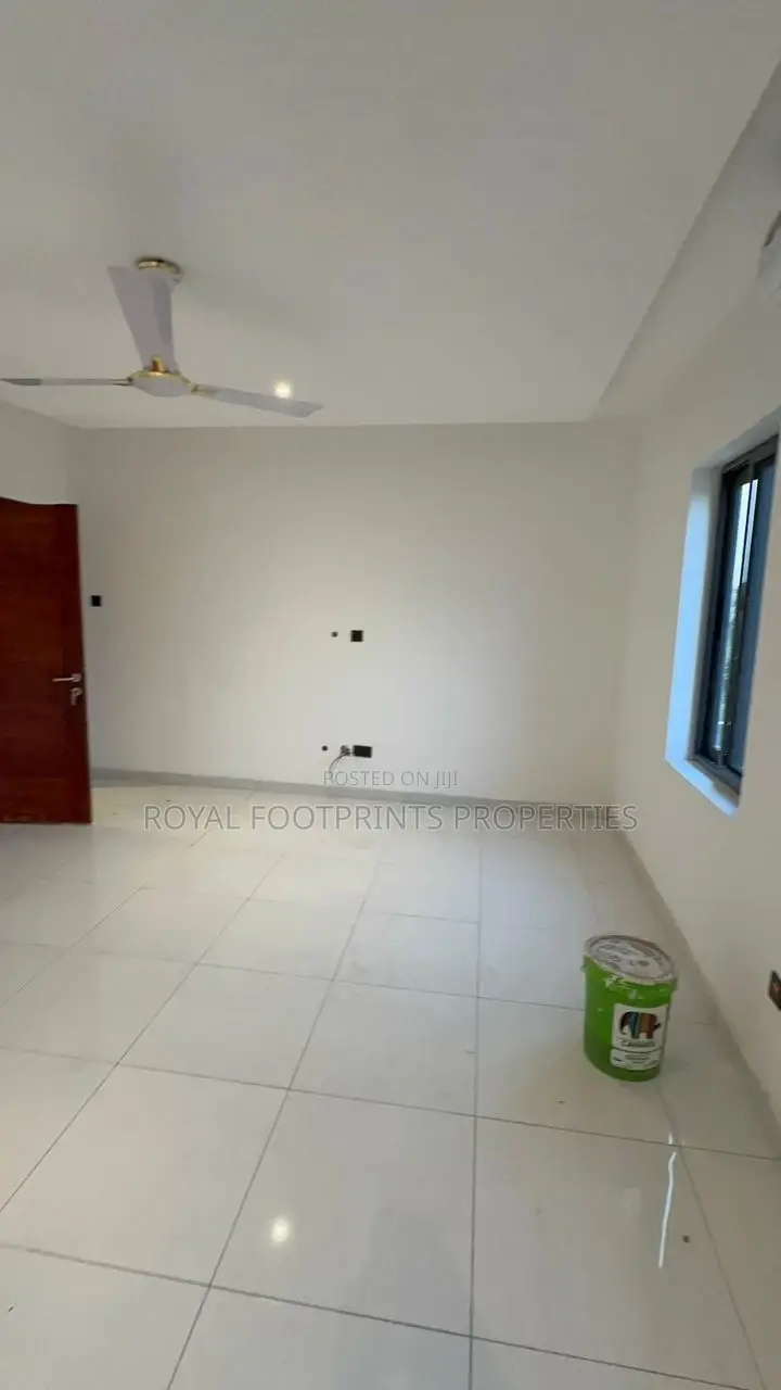 2bdrm Apartment in Royal Footprints, East Legon for rent