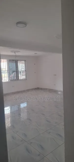 3bdrm Apartment in Klagon, Tema Metropolitan for rent