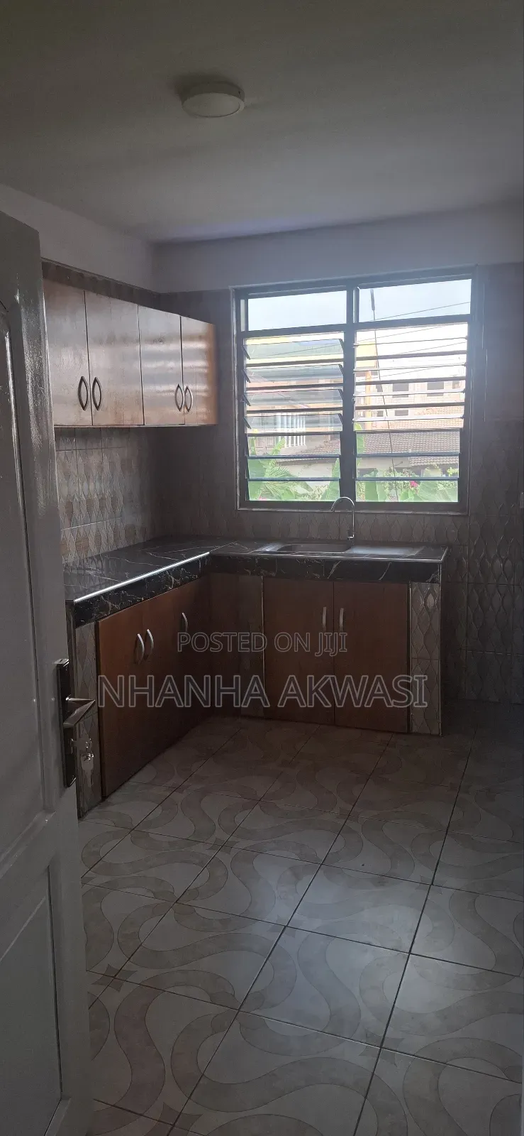 3bdrm Apartment in Klagon, Tema Metropolitan for rent