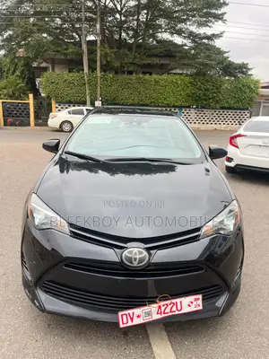 Toyota Corolla LE Eco (1.8L 4cyl 2A) 2018 Black