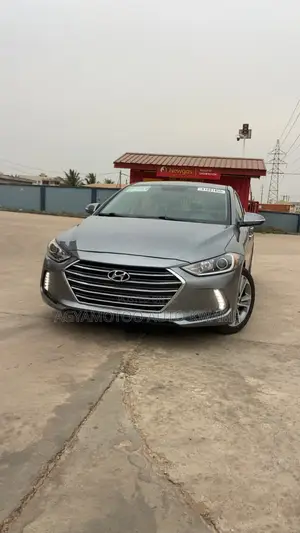 Hyundai Elantra Limited 2018 Gray