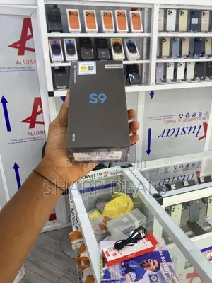 New Samsung Galaxy S9 64 GB Black