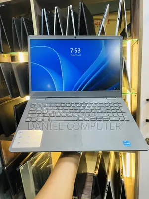 Laptop Dell Inspiron 3541 8GB Intel Core i3 SSD 256GB