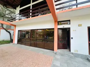 Furnished 4bdrm Duplex in Cantonments for sale