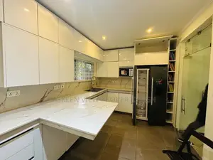 Furnished 4bdrm Duplex in Cantonments for sale