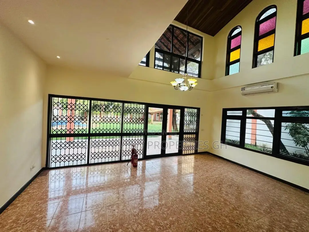 Furnished 4bdrm Duplex in Cantonments for sale