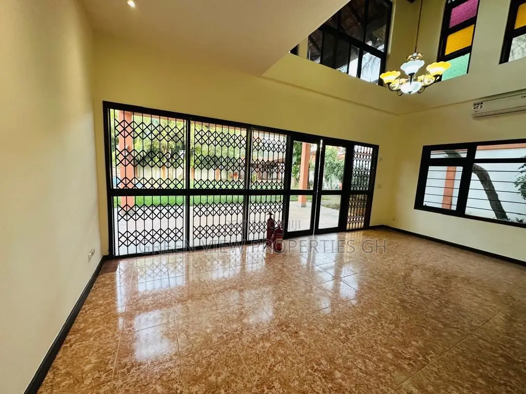 Furnished 4bdrm Duplex in Cantonments for sale