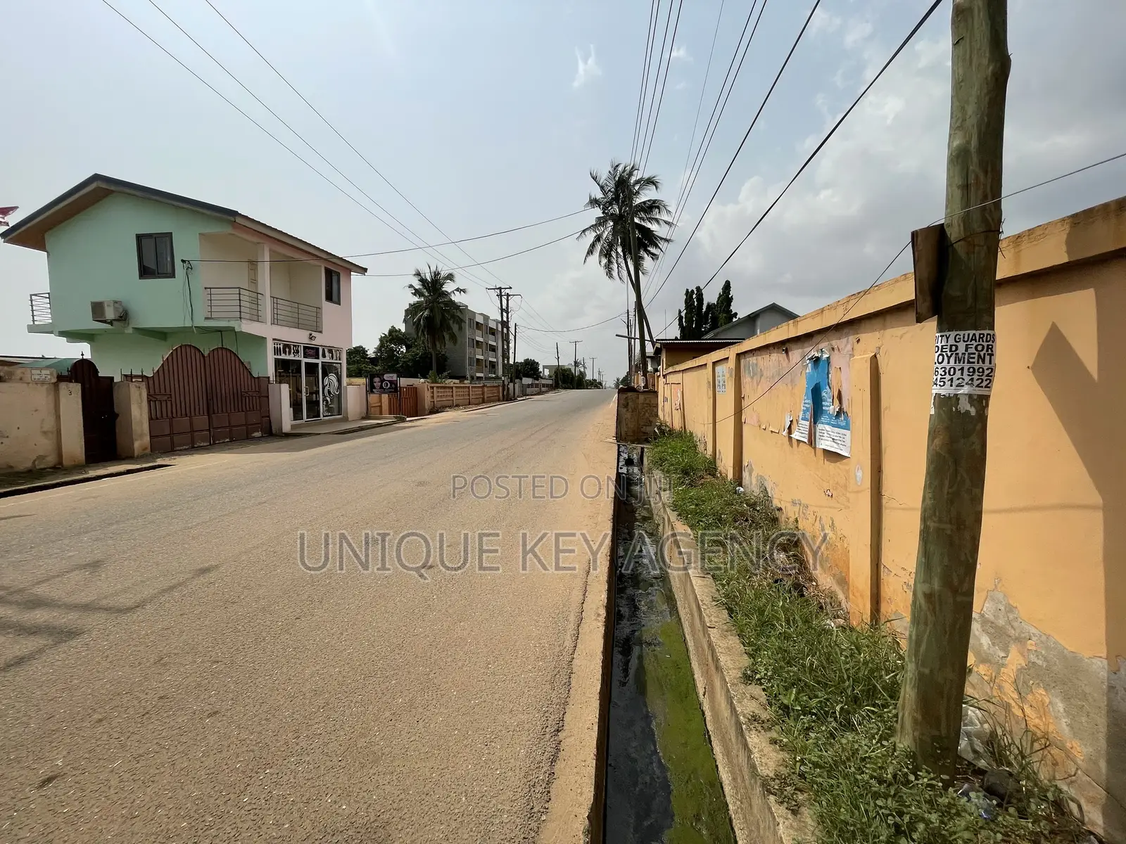50/70 Plot for Sale in Kwabenye Balloon Gate