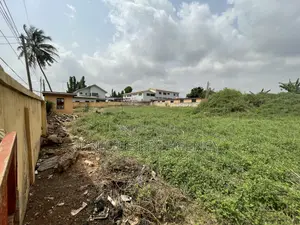 50/70 Plot for Sale in Kwabenye Balloon Gate