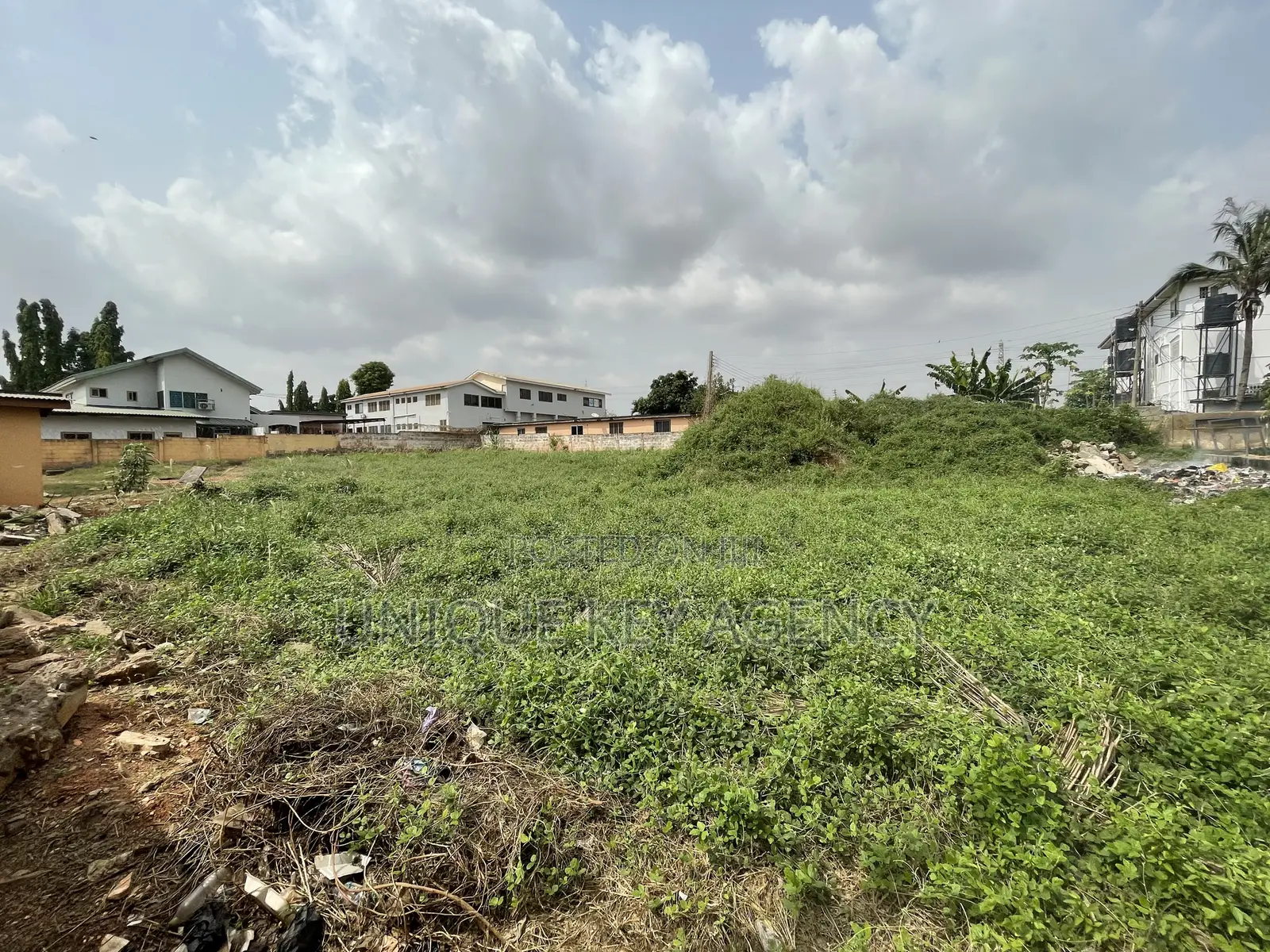 50/70 Plot for Sale in Kwabenye Balloon Gate