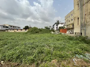 50/70 Plot for Sale in Kwabenye Balloon Gate