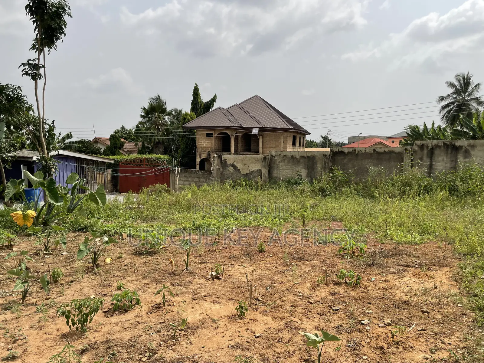 50/70 Plot for Sale in Kwabenye Balloon Gate