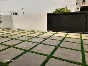 5bdrm House in Laryea Homes, Tseaddo for rent