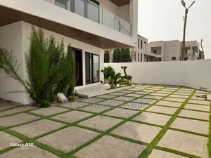 5bdrm House in Laryea Homes, Tseaddo for rent