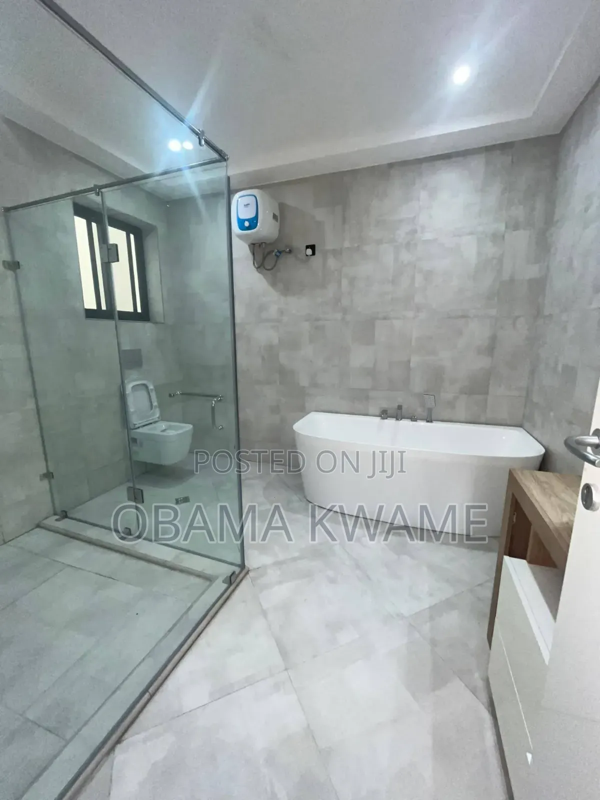 4bdrm House in Laryea Homes, Lake Side Estate for sale