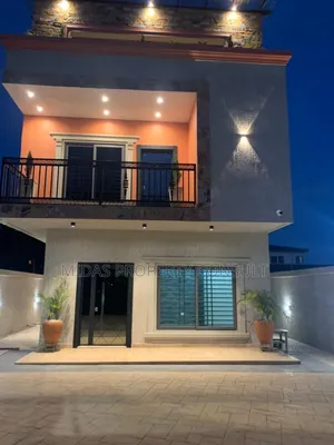 4bdrm House in Kwabenya for sale