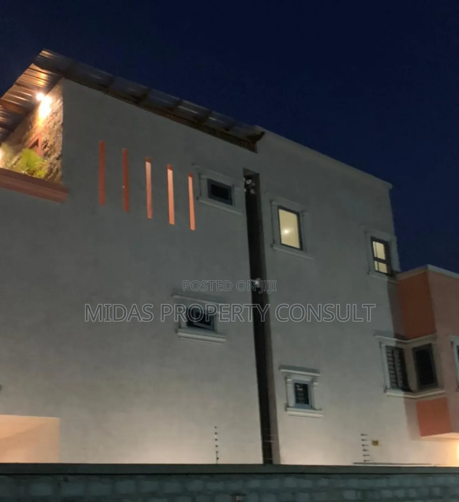 4bdrm House in Kwabenya for sale