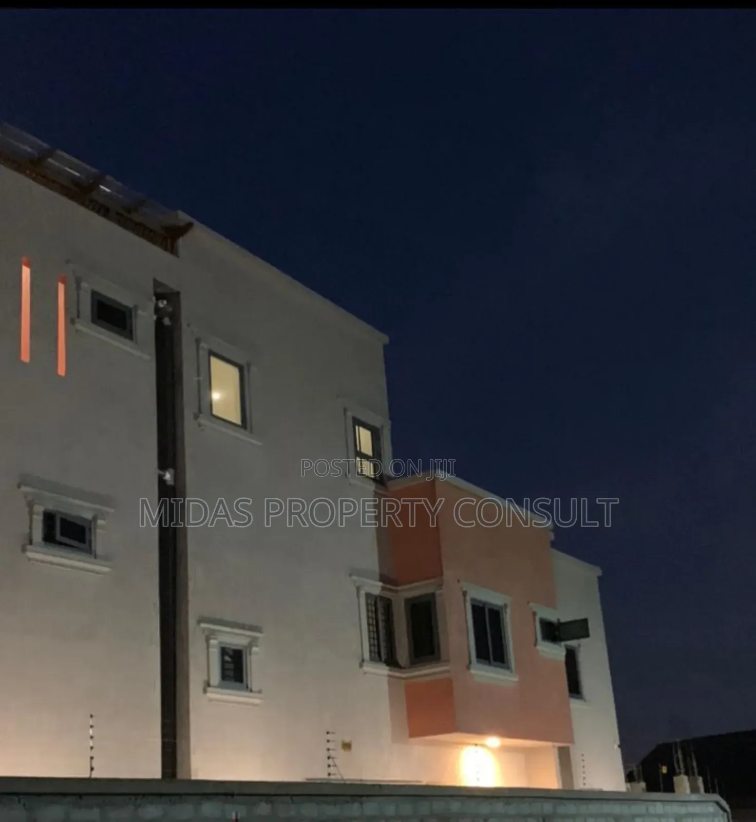 4bdrm House in Kwabenya for sale