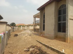 6bdrm House in Atwima Techiman for sale