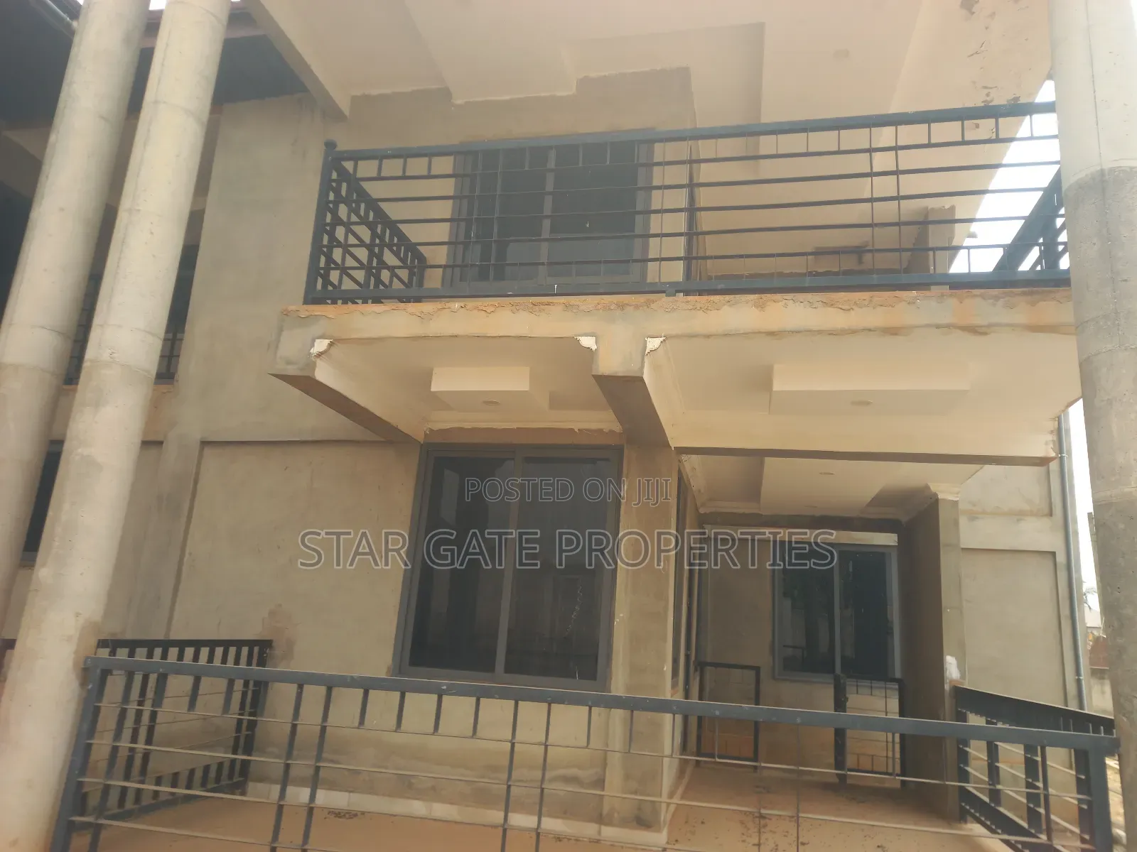 6bdrm House in Atwima Techiman for sale