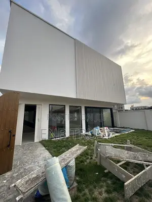 4bdrm Duplex in Tse Addo, Estates for sale