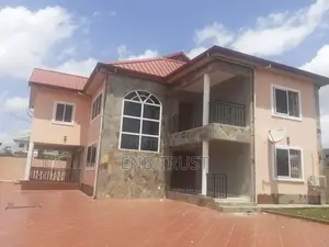 5bdrm Duplex in Oyarifa, Pentecost for rent