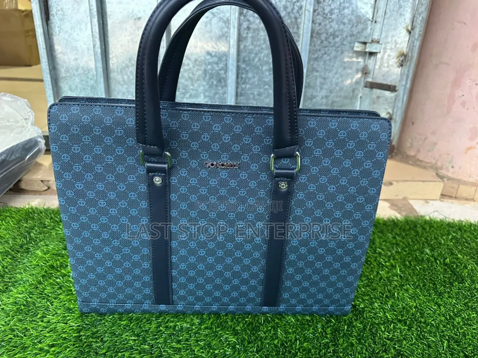 Modern and Classic Office Bag