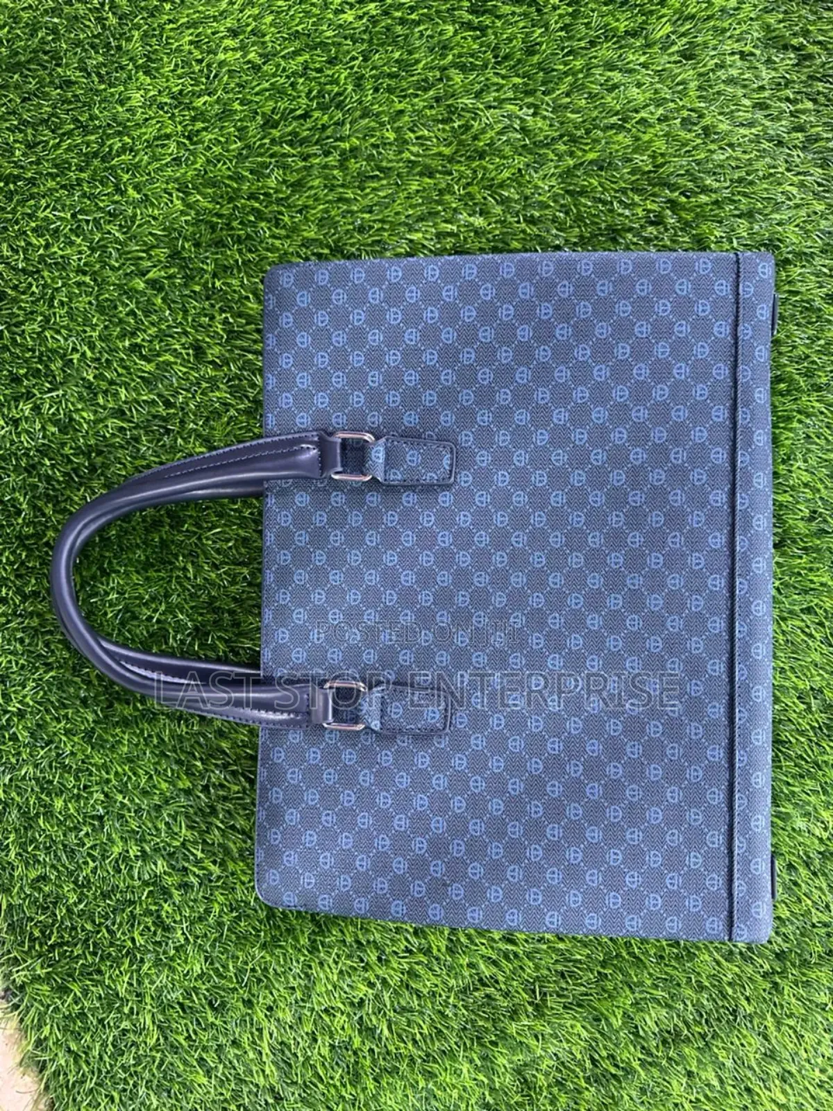 Modern and Classic Office Bag