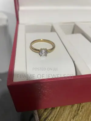 Round Stone Gold Promise Rings